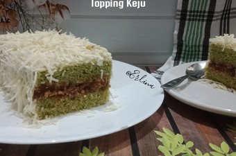 Cara Gampang Menyiapkan Cake Klepon Sawi Hijau Topping Keju Anti Gagal