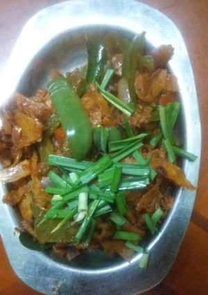 A picture of Chinese style chilli chapathi.