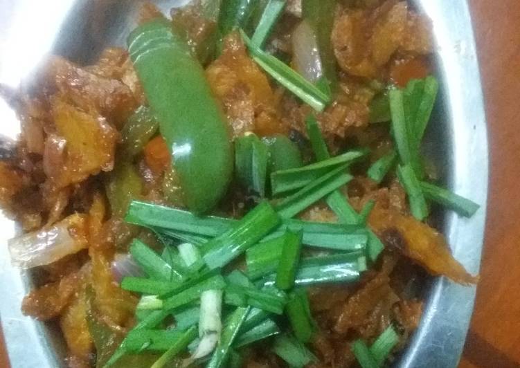 Steps to Prepare Any-night-of-the-week Chinese style chilli chapathi
