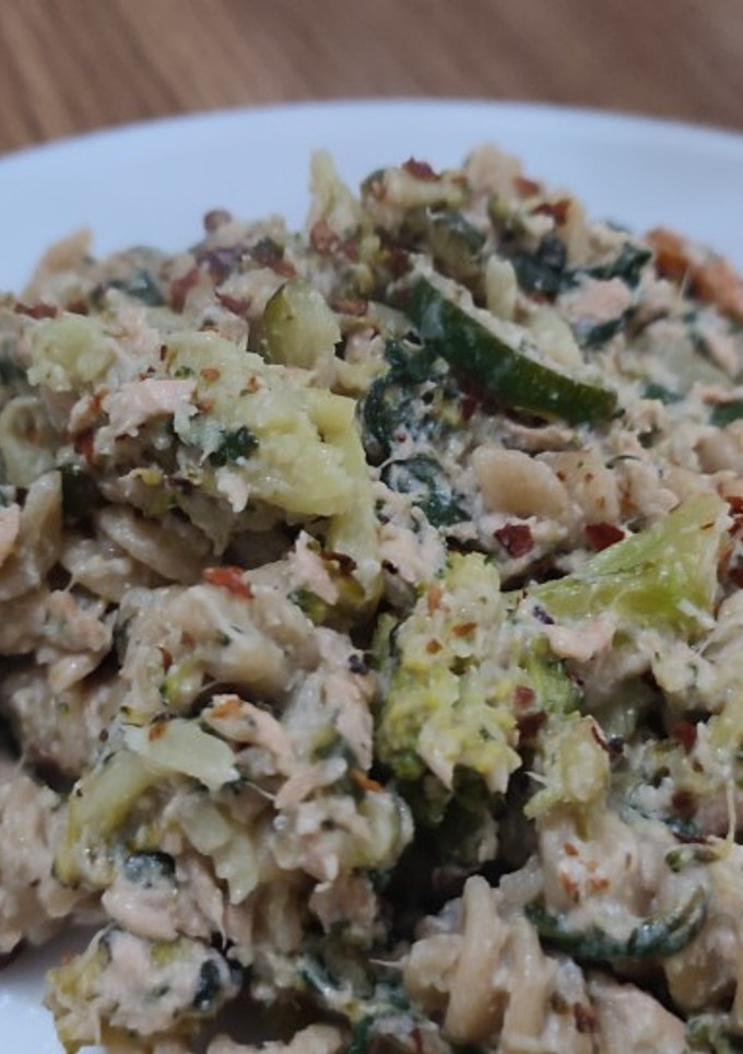 Una foto de Pasta de ricota y salmón (517 kcal)