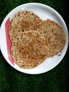 पनीर पराठा(Paneer Paratha Recipe In Marathi) रेसिपी चे मुख्य फोटो
