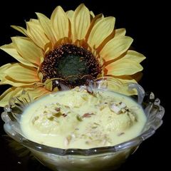 A picture of Rasgulla rabdi rasmalayi.