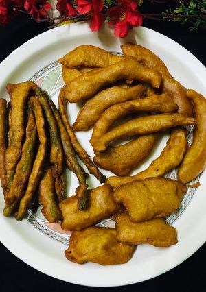 বরবটি, গাজর,পেপের বেগুনি রেসিপির প্রধান ছবি