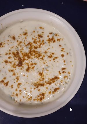 A picture of Green Spiced Yogurt/ Green Raita🥣.