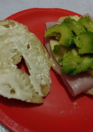 Una foto de Cuernitos con jamón
