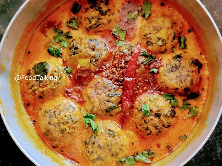 How To Prepare Methi Saag Pakora Kadhi which Delicious