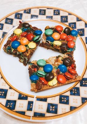 Φωτογραφία της συνταγής Rainbow cookies με καρύδια, ινδοκάρυδο και M&Ms