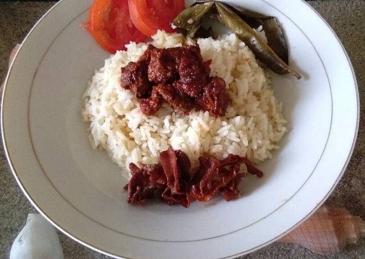 Nasi uduk sambel goreng ati