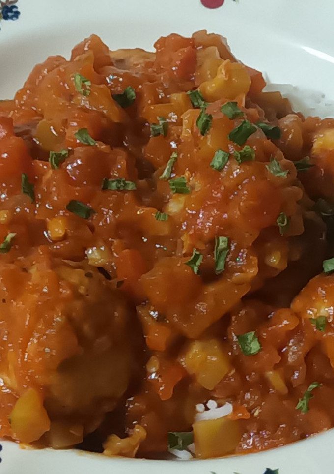 Una foto de Albóndigas con pisto