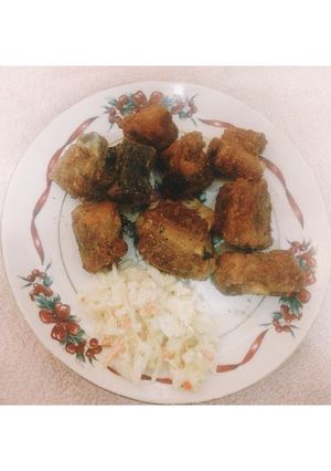 Hình của món Sườn chiên lắc tiêu.