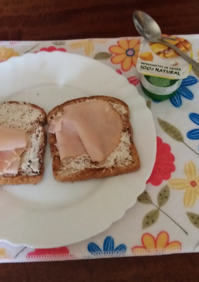 Una foto de Mí desayuno de hoy