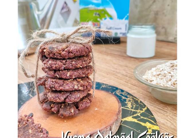 Kurma Oatmeal Cookies