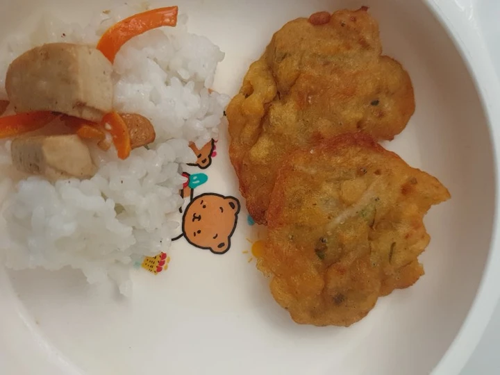 Langkah Gampang Membikin Resep Mpasi bakwan teri nasi dan oseng tahu wortel yang Lezat Anti Ribet, Uenak Banget