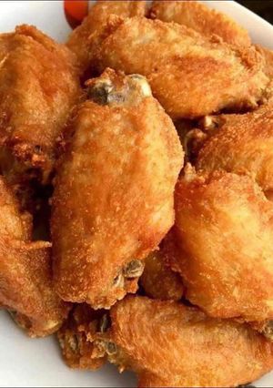 รูปของ ปีกไก่ทอดนํ้าปลา