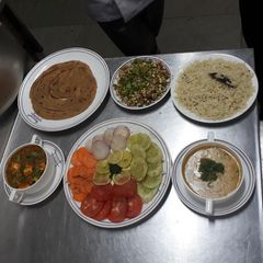 A picture of Kadahi paneer.