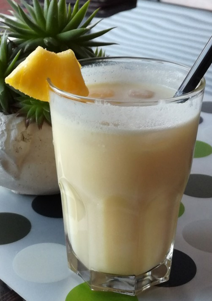 Una foto de Piña colada sin alcohol...🍍🥛