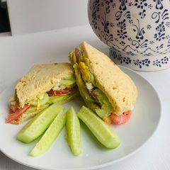 A picture of My favorite finger sandwich.