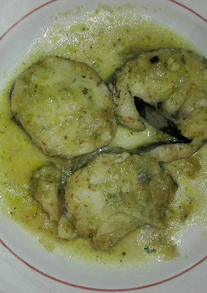Una foto de Pescadilla encebollada