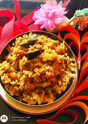 A picture of Puliyogare.