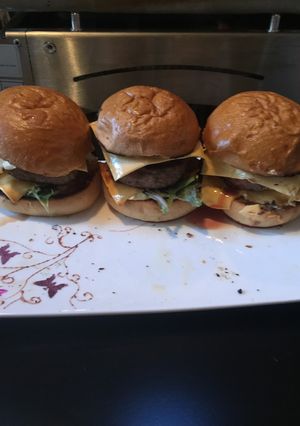 Une photo de Hamburger à la plancha