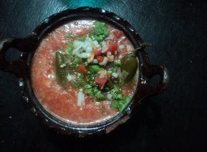 Una foto de Salsa para birria, barbacoa o carnitas las Correa. México
