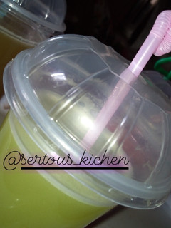 A picture of Pineapple n cucumber.