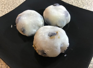 Una foto de Mame Daifuku ~Pastelito de Arroz con Pasta de Frijol Dulce Estilo Japonés~