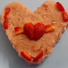 A picture of Strawberry kesari bath.
