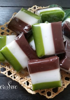Foto resep Lapis Coklat Pandan Trio