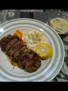 Foto resep Sirloin Steak with Creamy Mashed Potatoes & Mushroom Sauce