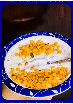 A picture of Boondi raita.