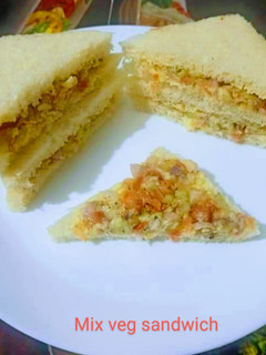मिक्स वेज सैंडविच (Mix veg sandwich recipe in hindi) रेसिपी मुख्य फोटो