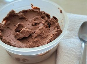 Una foto de Mousse de chocolate