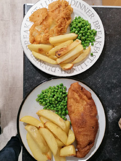 A picture of Homemade fish and chips.