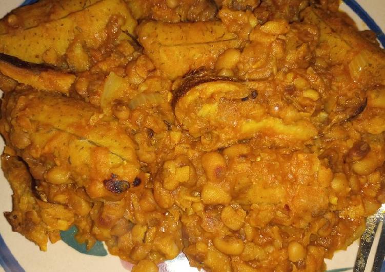 Beans and plantain pottage