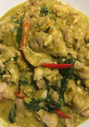รูปของ 🌈เขียวหวานไก่