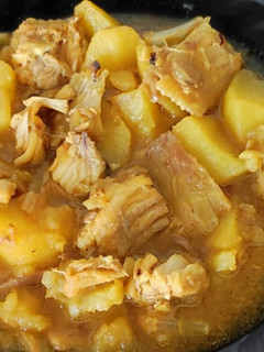 Una foto de Guiso de pescado con patatas