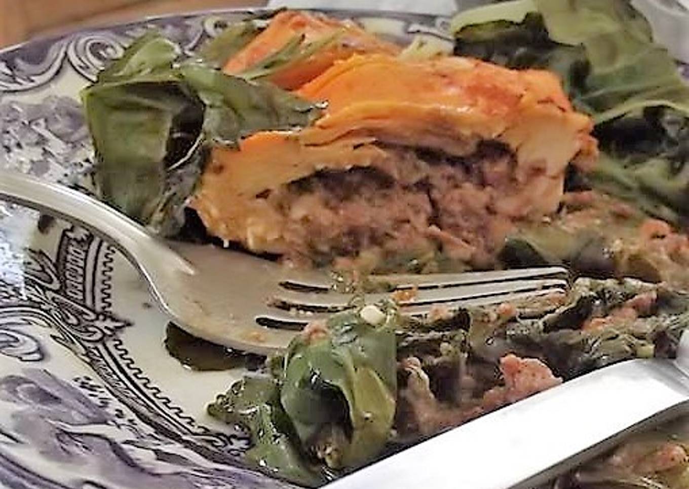 Pechuga navideña  rellena de picadillo, arándanos y mandarina