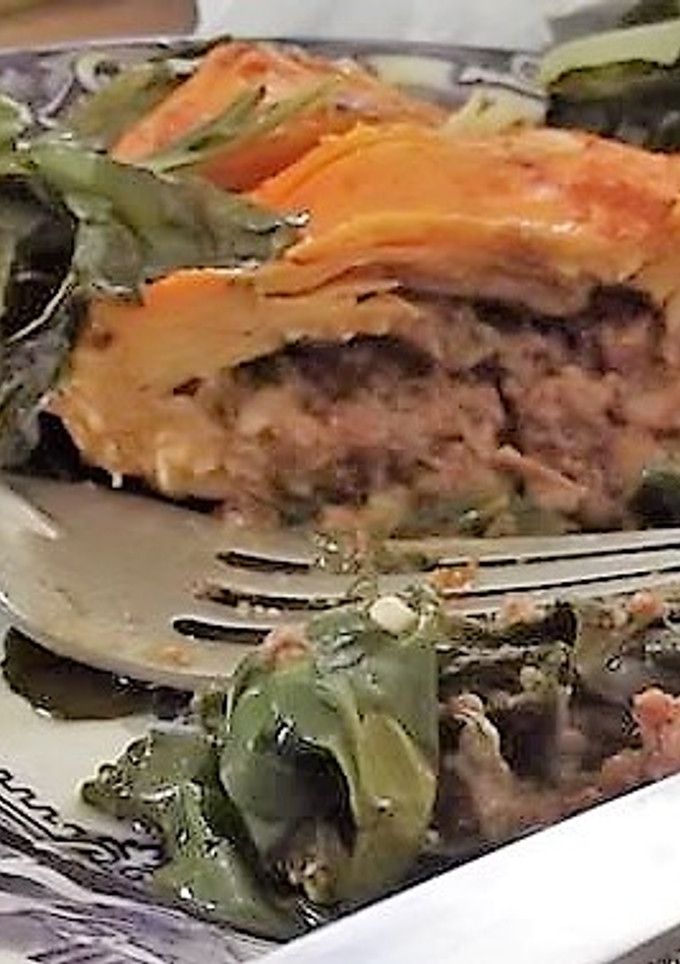 Una foto de Pechuga navideña  rellena de picadillo, arándanos y mandarina