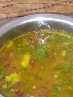चना आलू की सब्जी (Chana aloo ki sabzi recipe in hindi) रेसिपी मुख्य फोटो