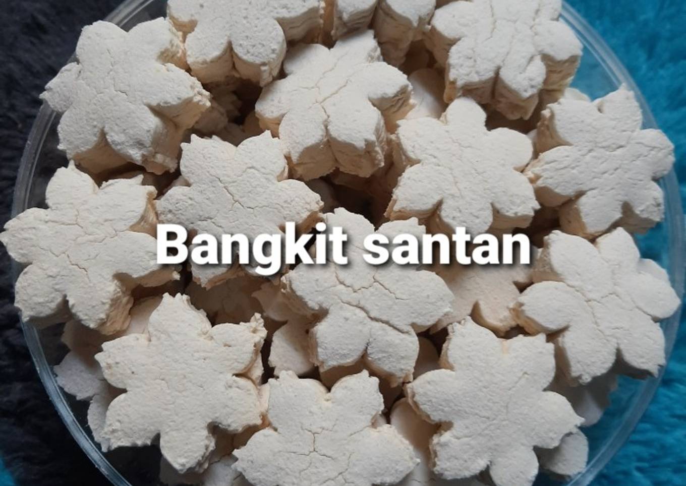 Kue bangkit santan