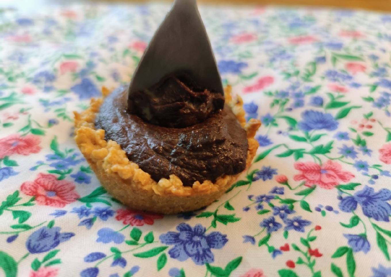 Tartaletas de chocolate y masa de avena