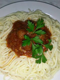 صورة لوصفة سباغيتي بكرات السردين 🍝🐟