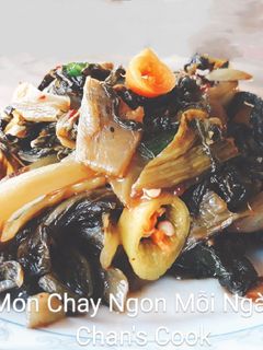Hình của món Dưa cải muối xào chay.