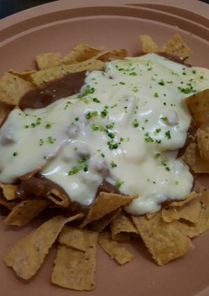 Foto resep Nachos Saus Bolognes & Morazella