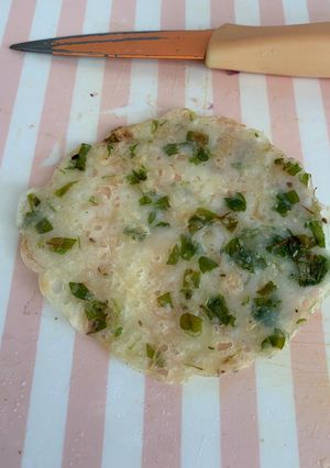 ચોખા મેથી પેનકેક (Chokha Methi Pancake Recipe In Gujarati) રેસીપી મુખ્ય ફોટો