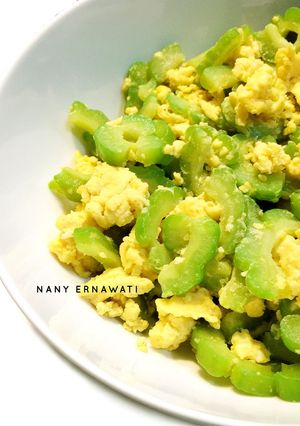 Foto resep Tumis pare telur