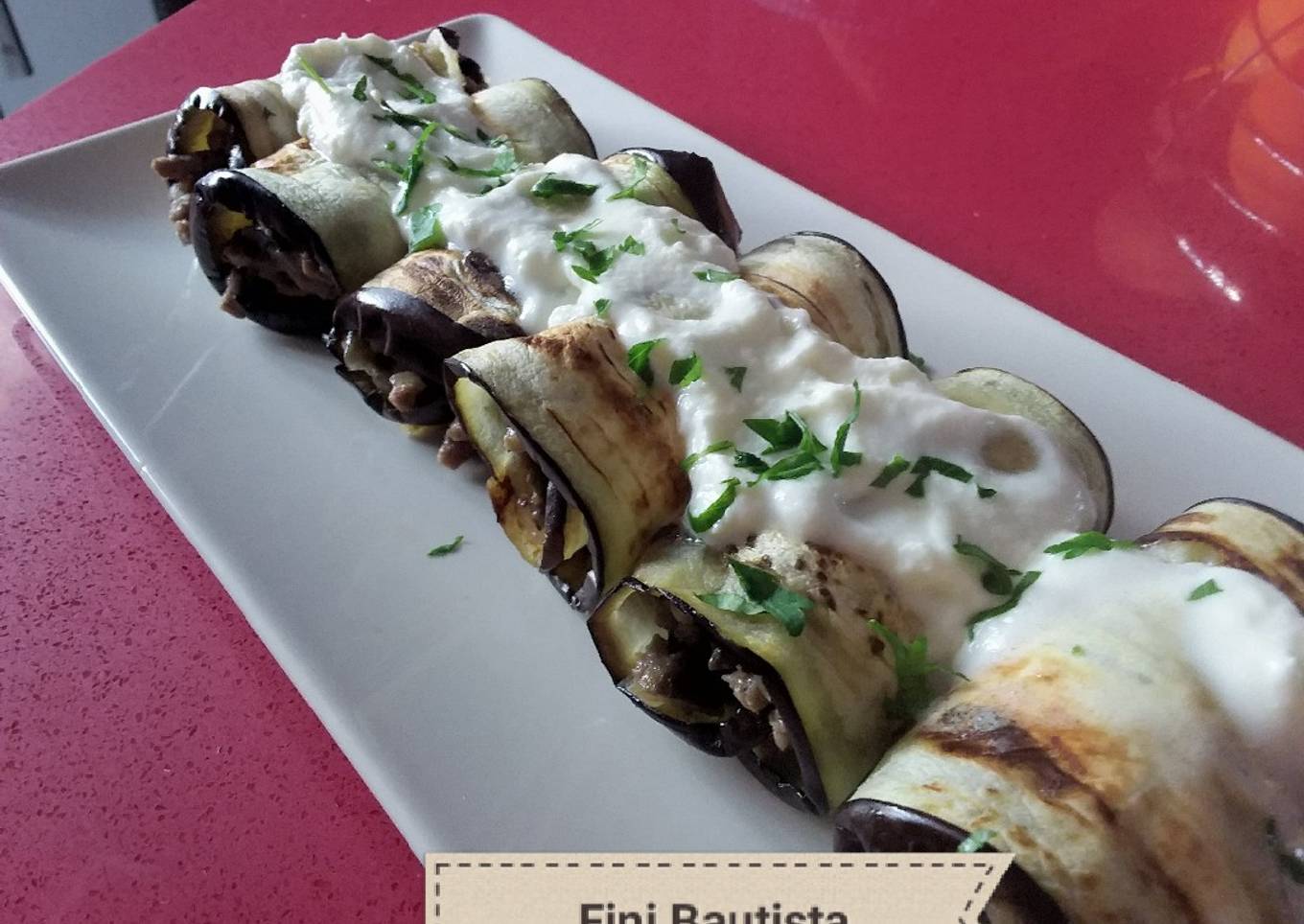 Rollito de berenjena con carne picada
