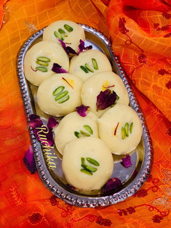 केसर पेड़ा (kesar peda recipe in hindi) रेसिपी मुख्य फोटो
