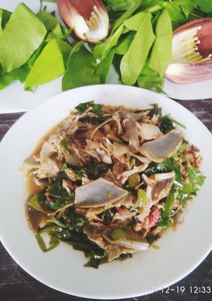 Foto resep Tumis Jantung Pisang dan Daun Mlinjo Bumbu Terasi